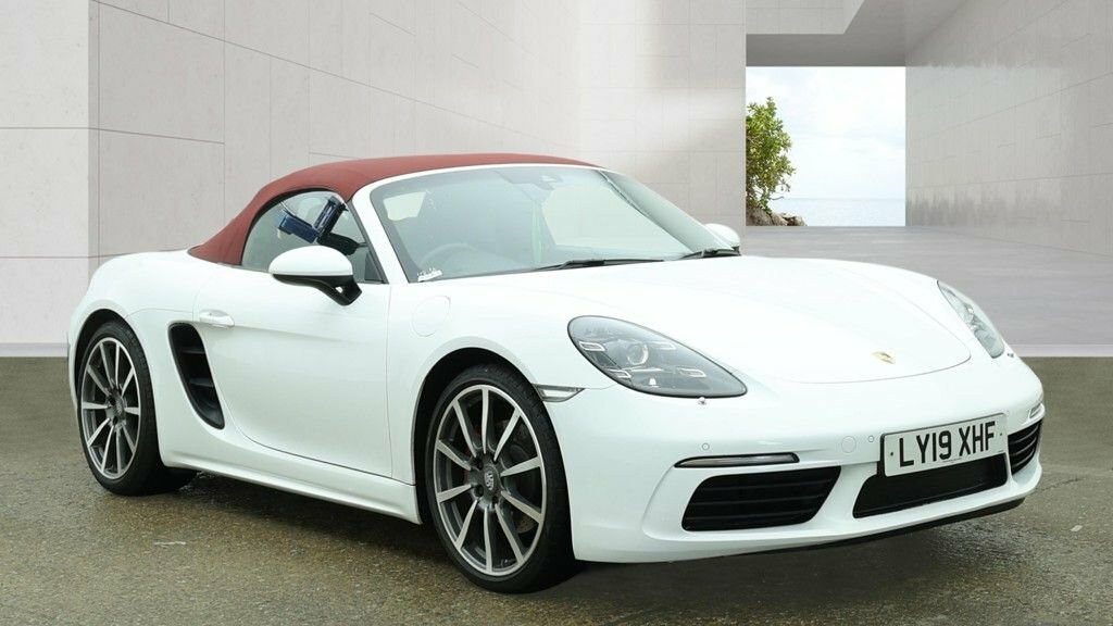 Porsche 718 Boxster 2L Null White