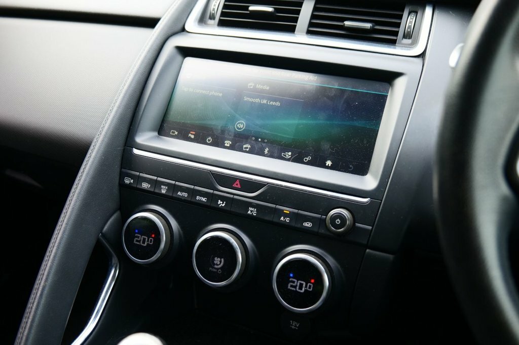 Jaguar E-Pace 2L Null White #5