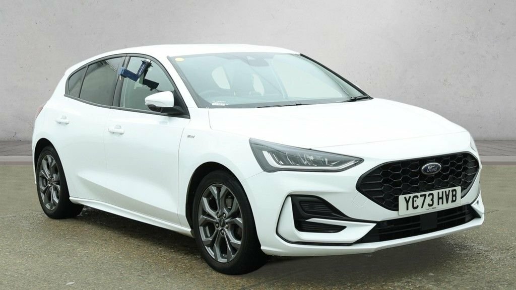Ford Focus 1L St-line White