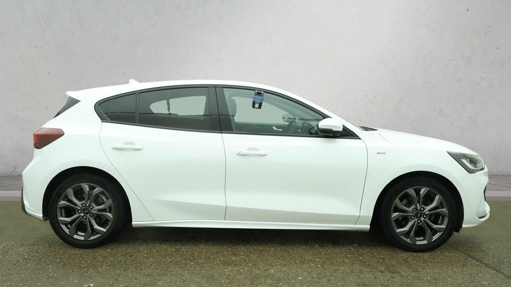Ford Focus 1L St-line White #5