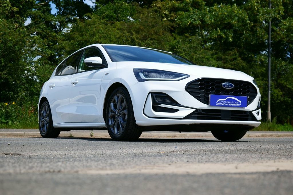 Ford Focus 1L St-line YH24AMV White #6