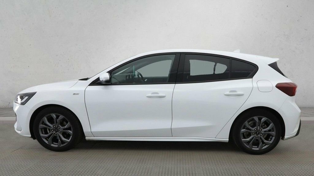 Ford Focus 1L St-line White #6