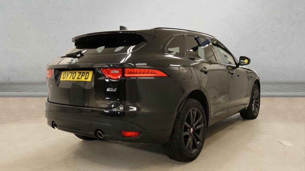 Jaguar F-Pace 2L Chequered Flag Black #2