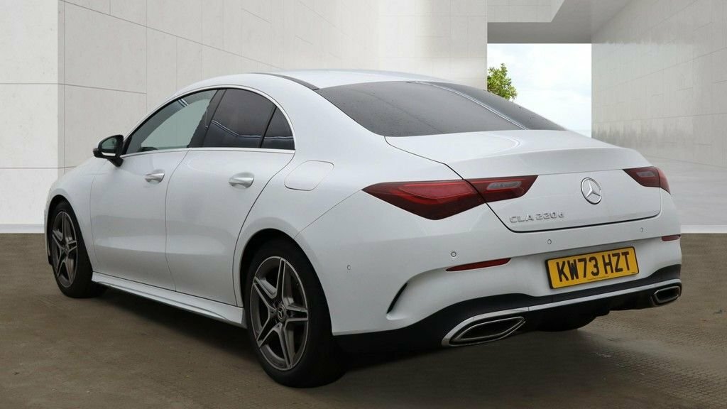 Mercedes-Benz CLA Class 2L Amg Line White #3