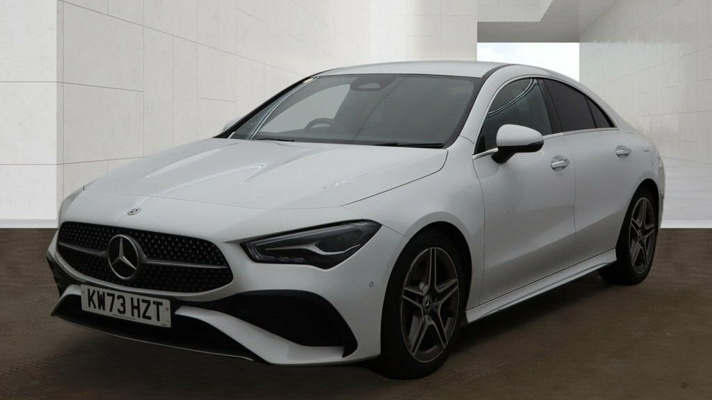 Mercedes-Benz CLA Class 2L Amg Line White #4