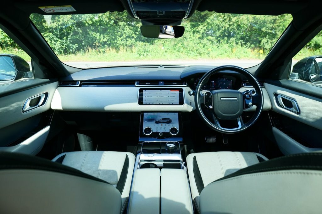 Land Rover Range Rover Velar 2L R-dynamic Se Black #3