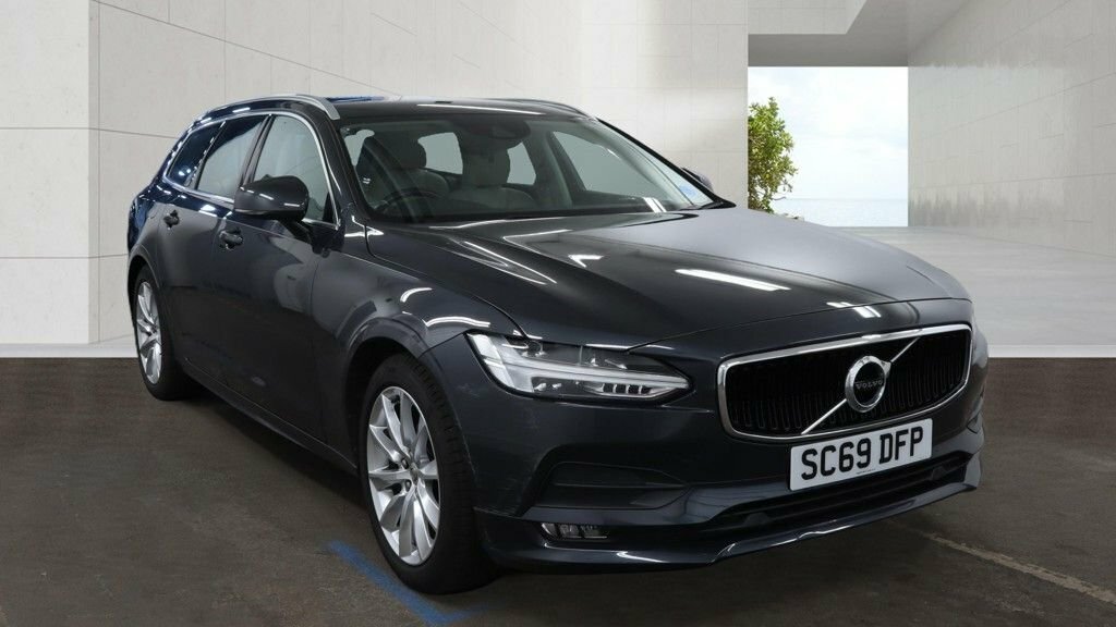 Volvo V90 2L Momentum Plus Grey