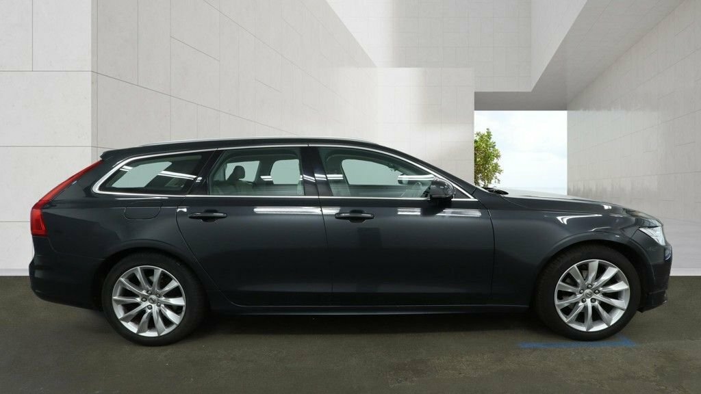 Volvo V90 2L Momentum Plus Grey #5