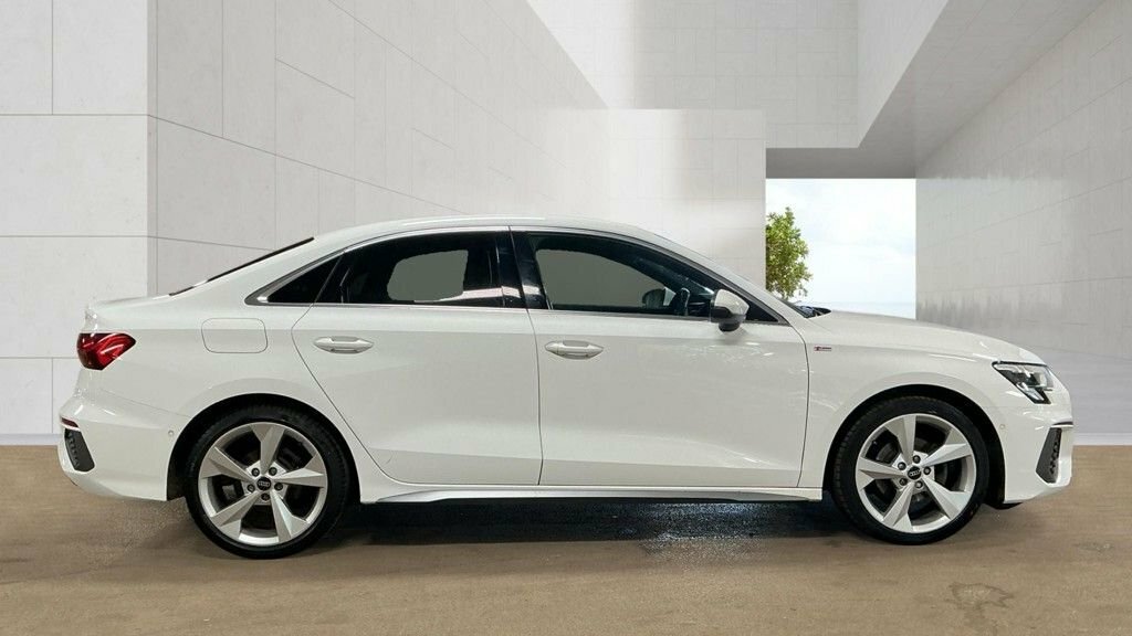 Audi A3 1L S Line ML24ORU White #5