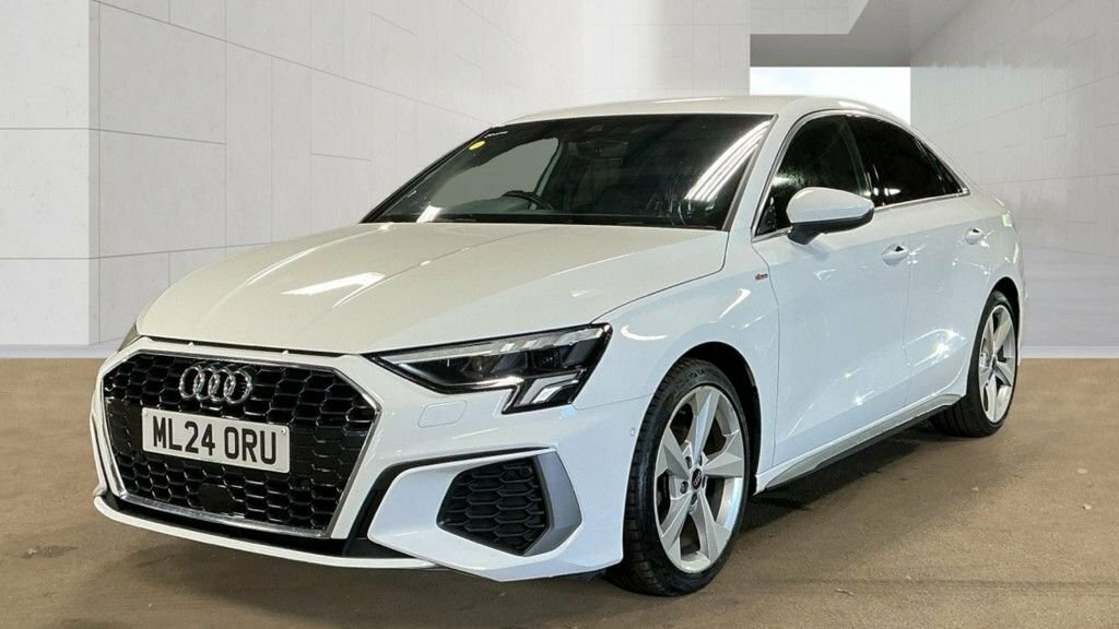 Audi A3 1L S Line ML24ORU White #4