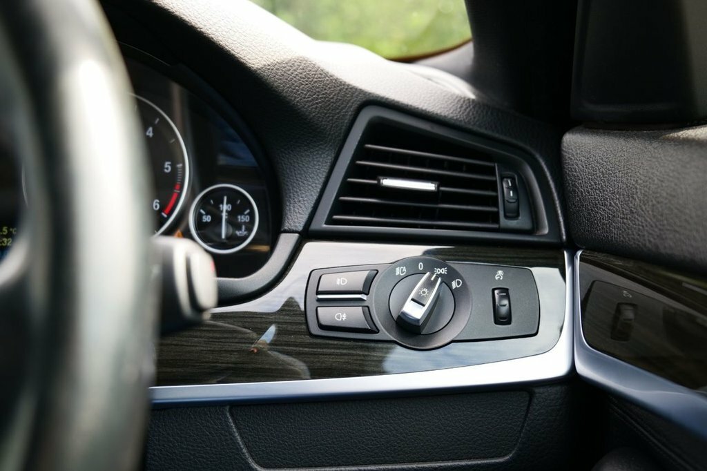 BMW 5 Series 2013 13 535D Black #16