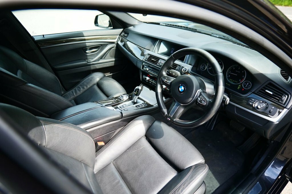 BMW 5 Series 2013 13 535D Black #31
