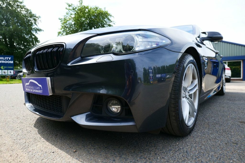 BMW 5 Series 2013 13 535D Black #38