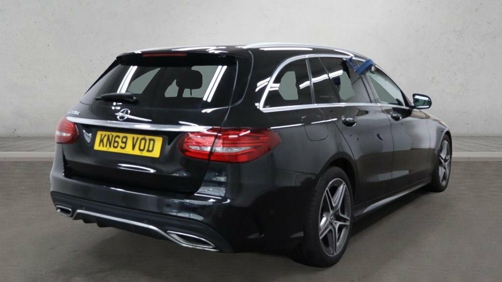 Mercedes-Benz C Class 2L Amg Line Edition Black #2