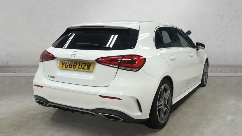 Mercedes-Benz A Class 1.3L Amg Line White #2