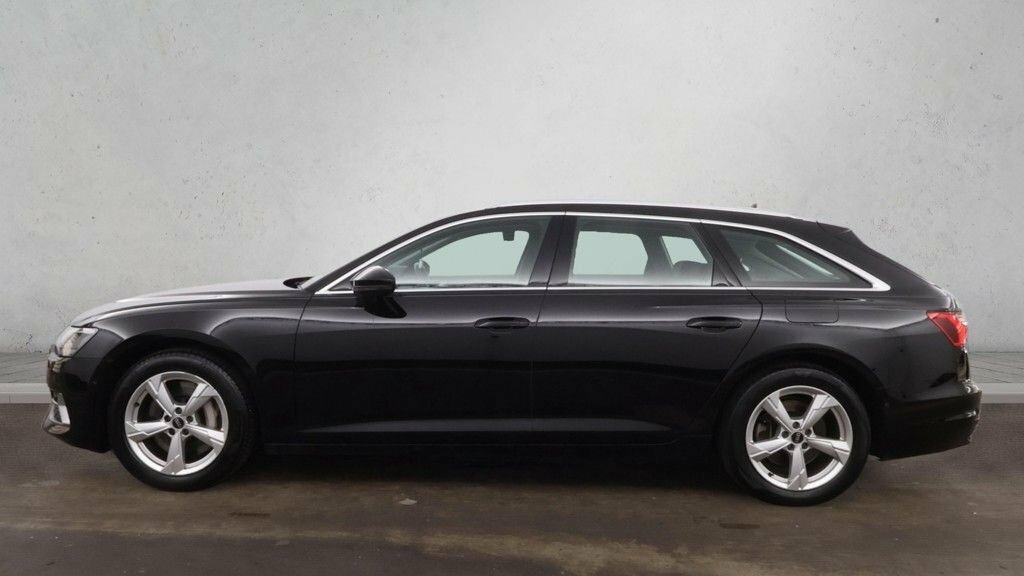 Audi A6 Avant 2L Sport Black #6