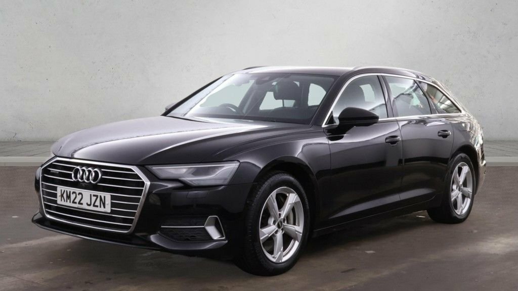 Audi A6 Avant 2L Sport Black #4