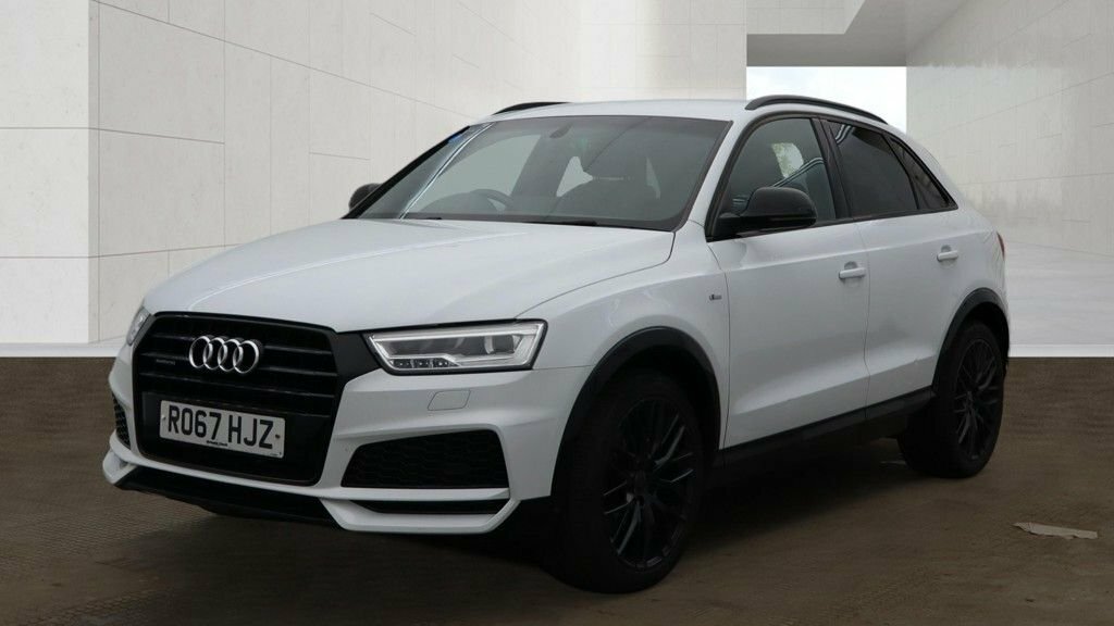 Audi Q3 2L Black Edition White #4