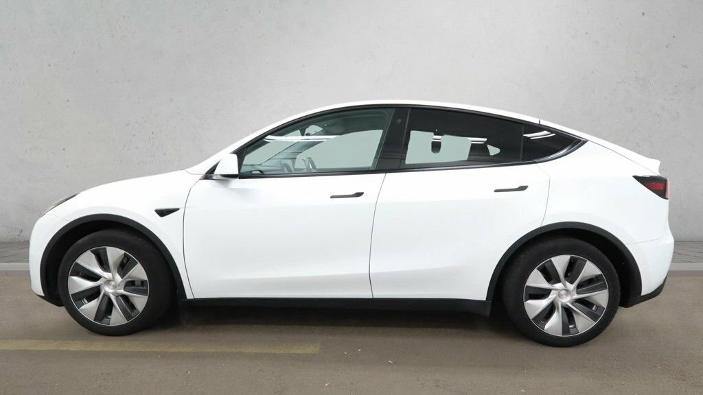 Tesla Model Y Suv White #6