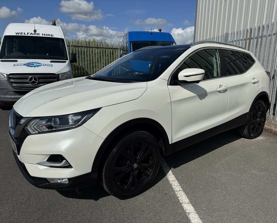 Nissan Qashqai 1.5 Dci N-connecta YF67YZM White #2