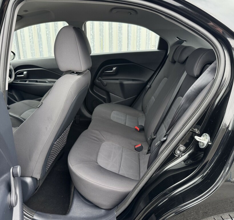 Kia RIO  Silver #11