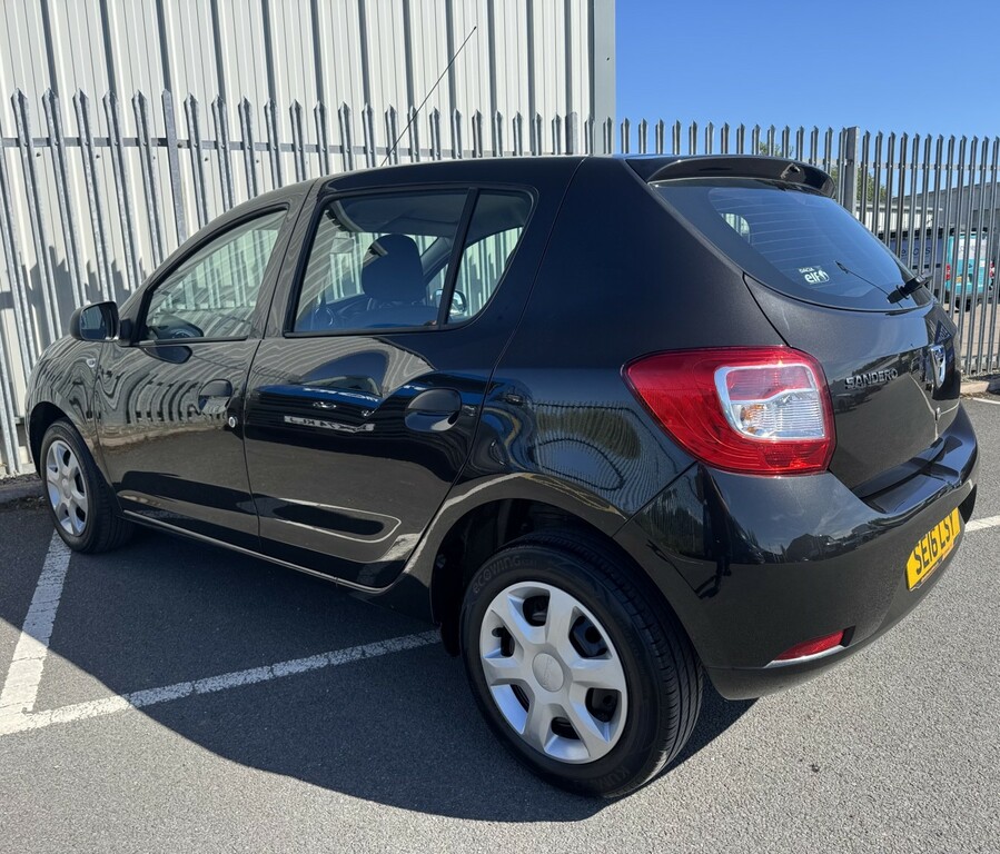 Dacia Sandero 1.2 Ambiance Black #4