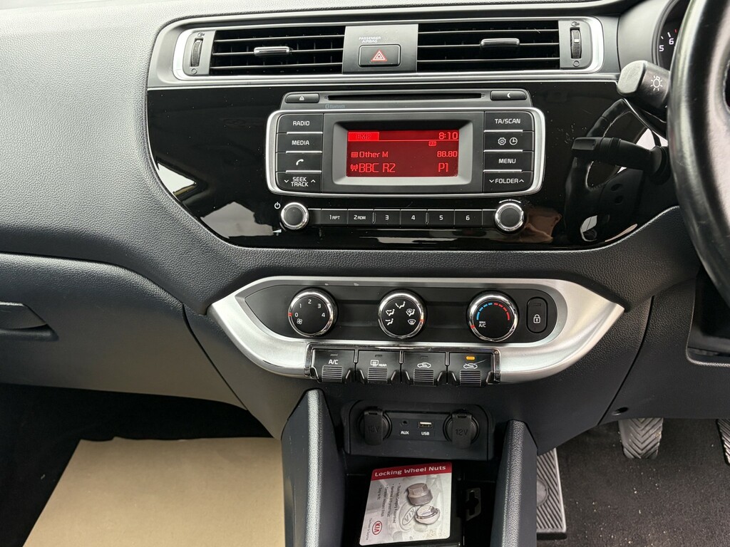 Kia RIO Rio Sr7 White #9