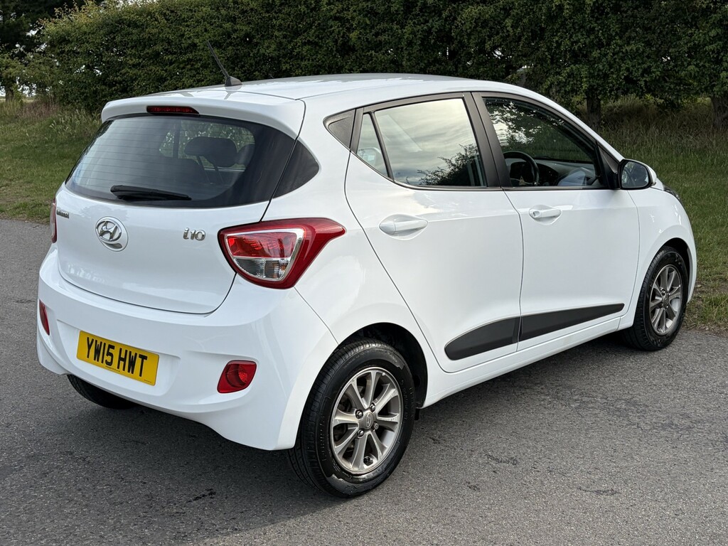 Hyundai I10 Hatchback 1.0 Premium 2015 YW15HWT White #6