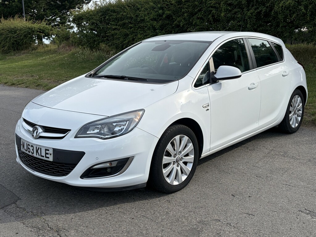 Vauxhall Astra 2.0 Cdti Ecoflex Elite White