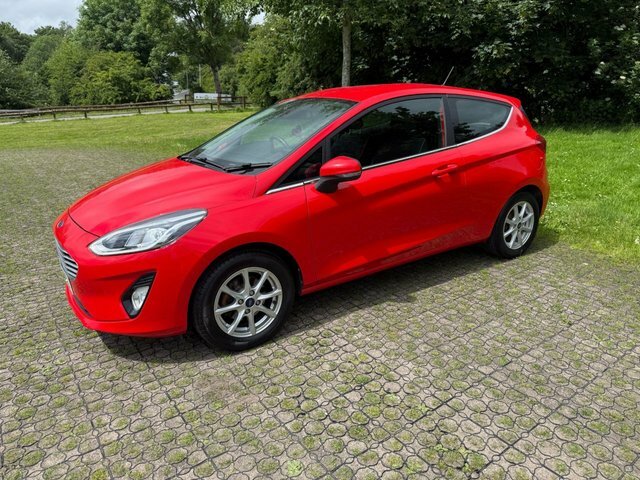 Ford Fiesta 1.1 Ti-vct Zetec Hatchback Euro MA18AFZ Red #3