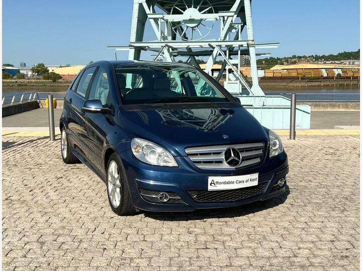 Mercedes-Benz B Class 2.0 B200 Cdi Sport Cvt Blue