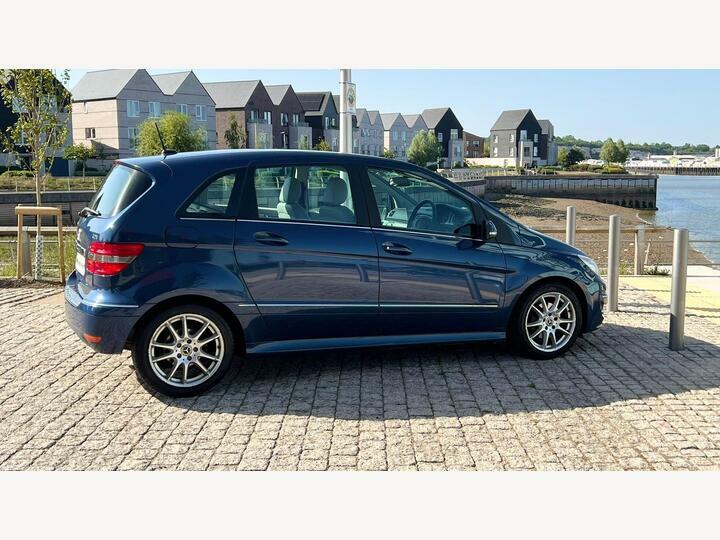 Mercedes-Benz B Class 2.0 B200 Cdi Sport Cvt Blue #5