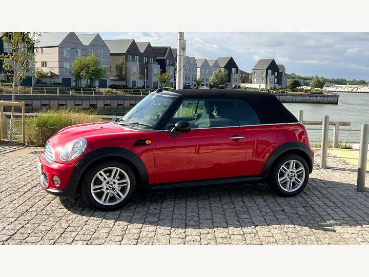 Mini Convertible 1.6 Cooper Convertible Steptronic Euro Red #4