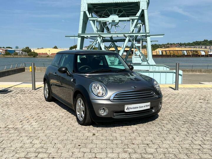 Mini Hatch 1.6 Cooper D Euro 4 White #1