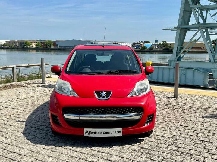 Peugeot 107 Hatchback Red #2