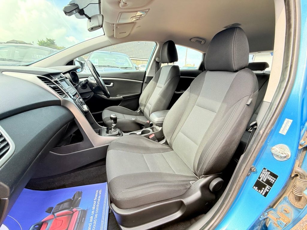 Hyundai I30 1.6 Crdi 128 Blue Drive Style Nav  #16