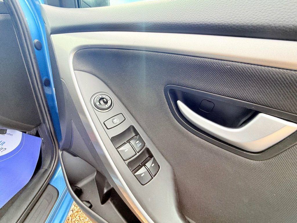 Hyundai I30 1.6 Crdi 128 Blue Drive Style Nav  #14
