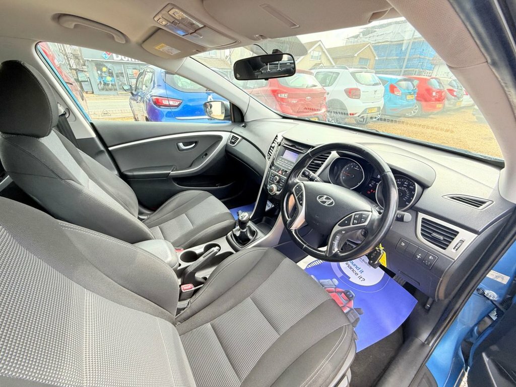 Hyundai I30 1.6 Crdi 128 Blue Drive Style Nav  #10