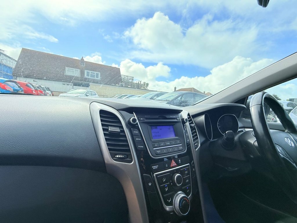 Hyundai I30 1.6 Crdi 128 Blue Drive Style Nav  #21