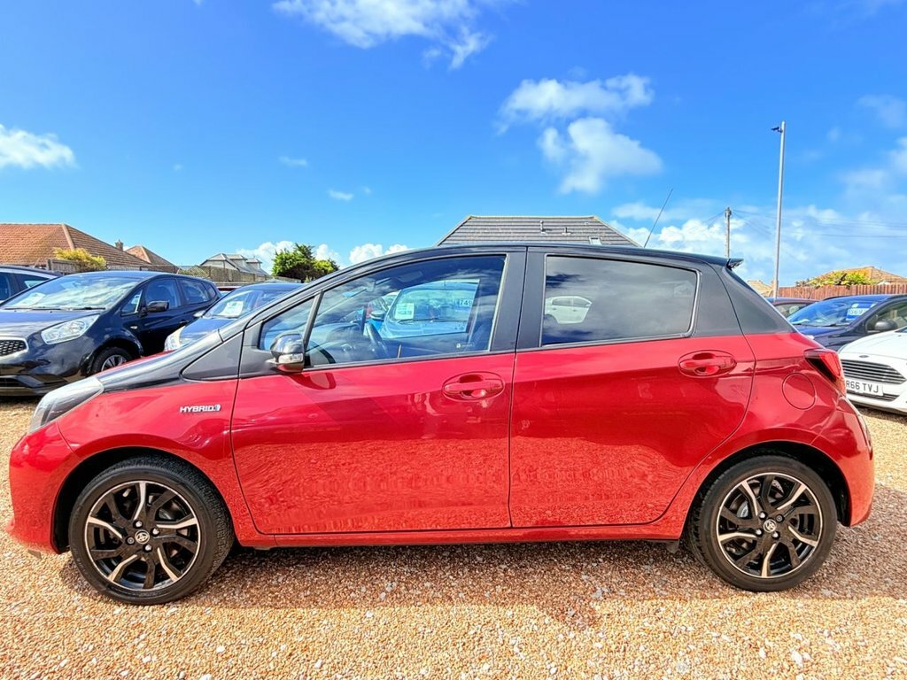 Toyota Yaris 1.5L Design GU16XTY Red #3