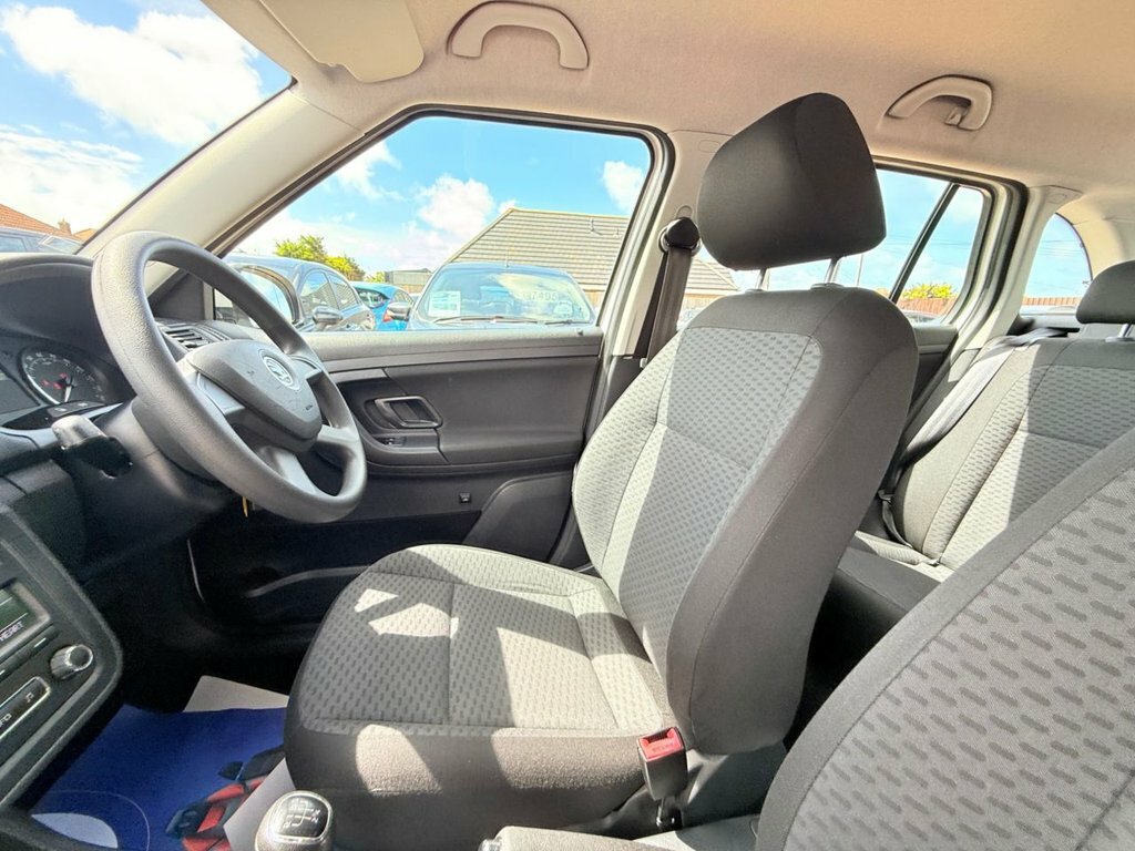 Skoda Fabia Hatchback 1.2 Se 2013 Silver #24
