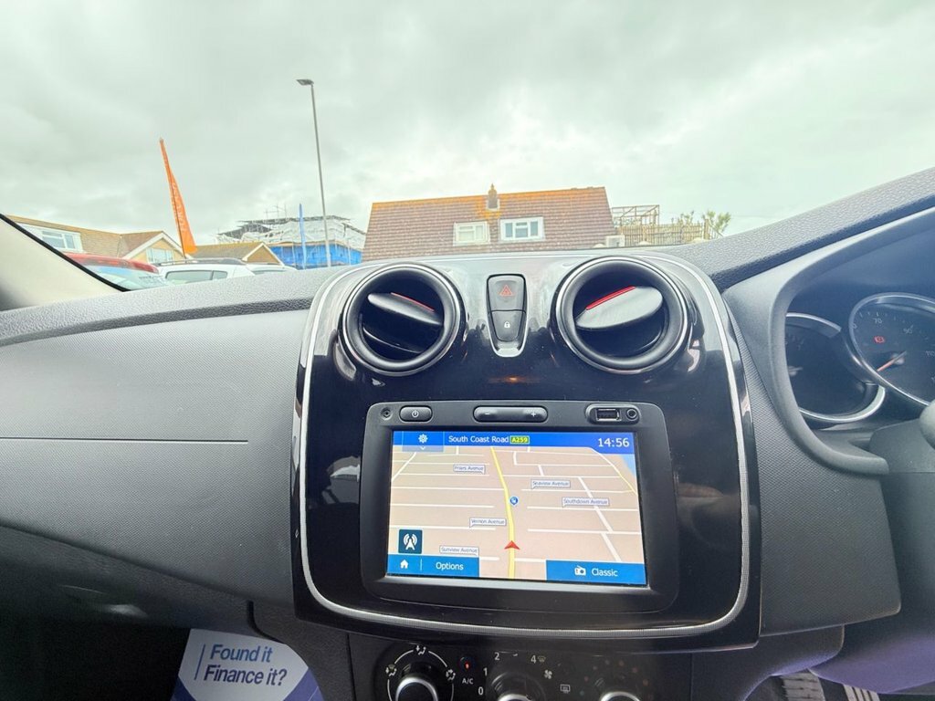 Dacia Logan Stepway 1.5 Blue Dci Comfort #24