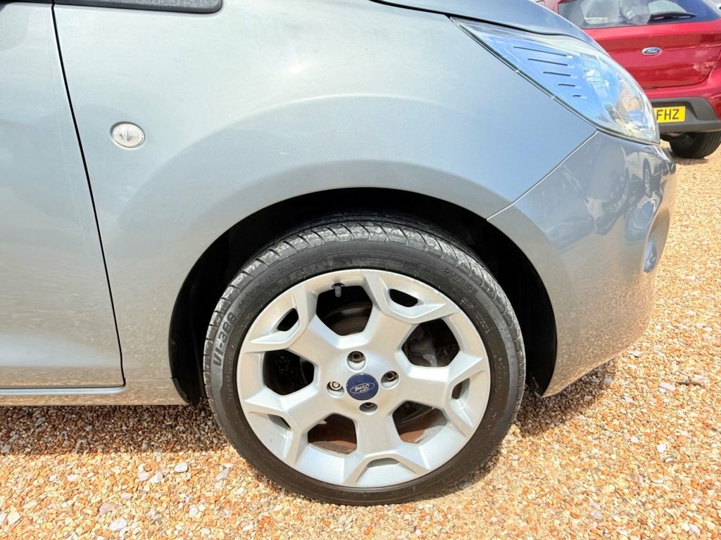 Ford KA  Silver #9