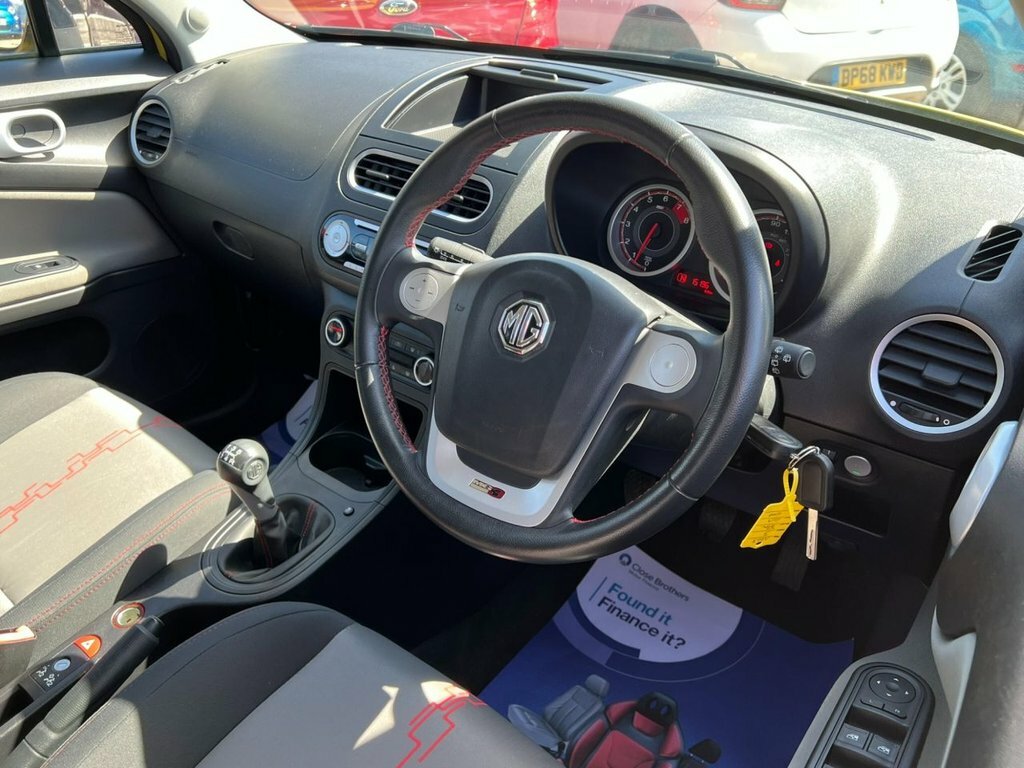 MG MG3 Style Plus #32