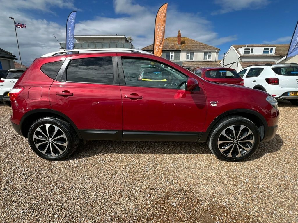 Nissan Qashqai 1L N-tec Red #5