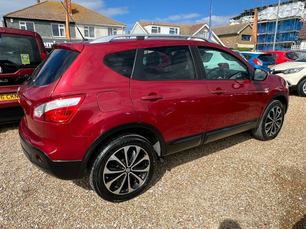 Nissan Qashqai 1L N-tec Red #6