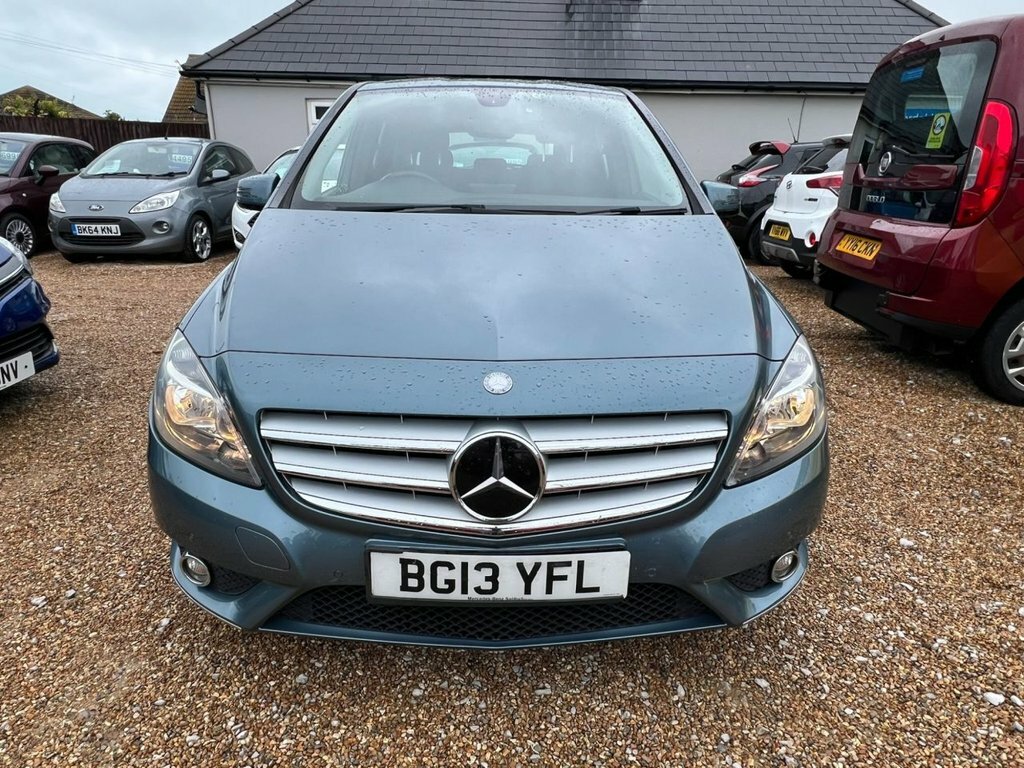 Mercedes-Benz B Class Se White #14