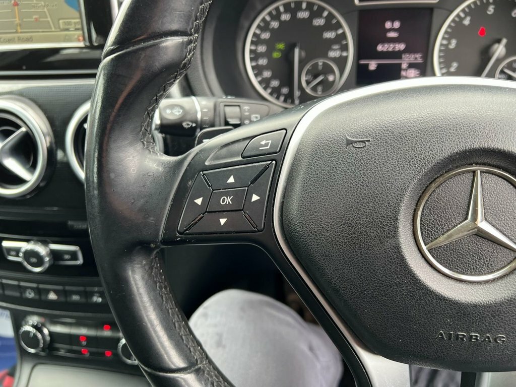 Mercedes-Benz B Class Se White #32