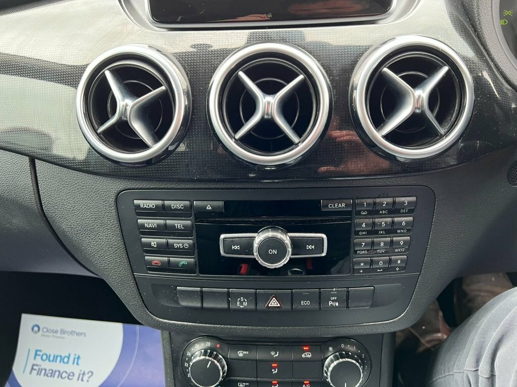 Mercedes-Benz B Class Se White #38