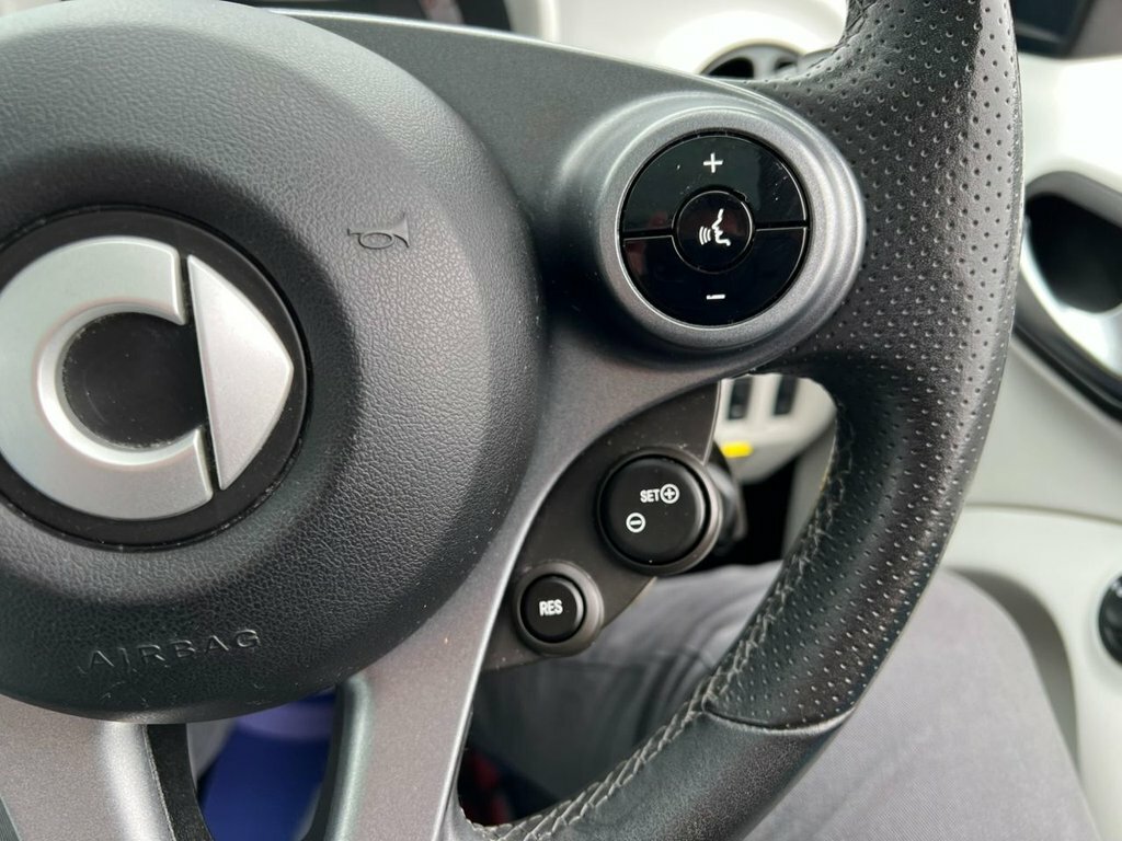 Smart Forfour 0.9T Prime 90 Ps One Local Owner From New Black #37